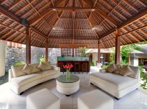 Villa Bunga Pangi, Outdoor Living Room